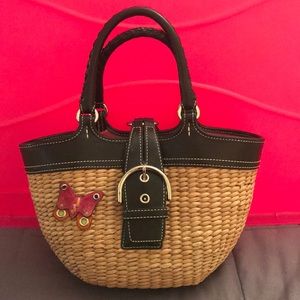 Coach weave basket tote lighty used